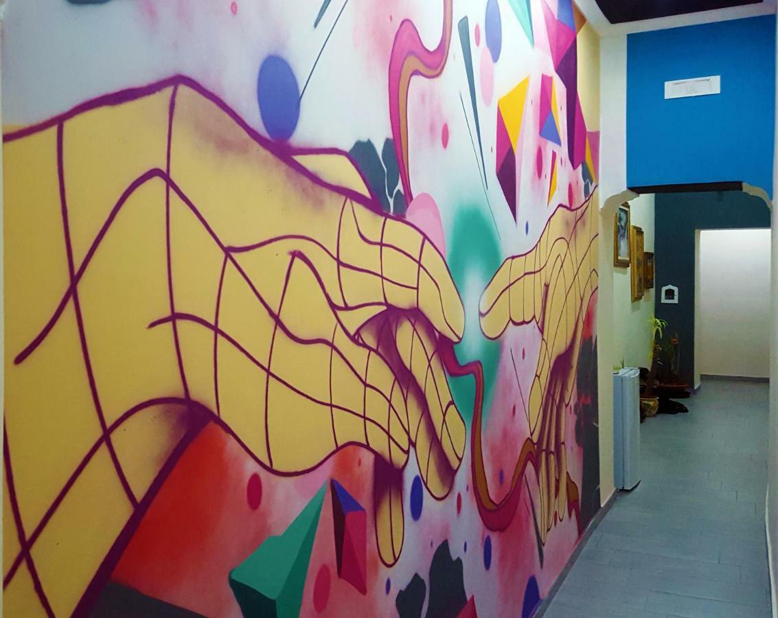 Holiday Naples Art Rooms Екстер'єр фото