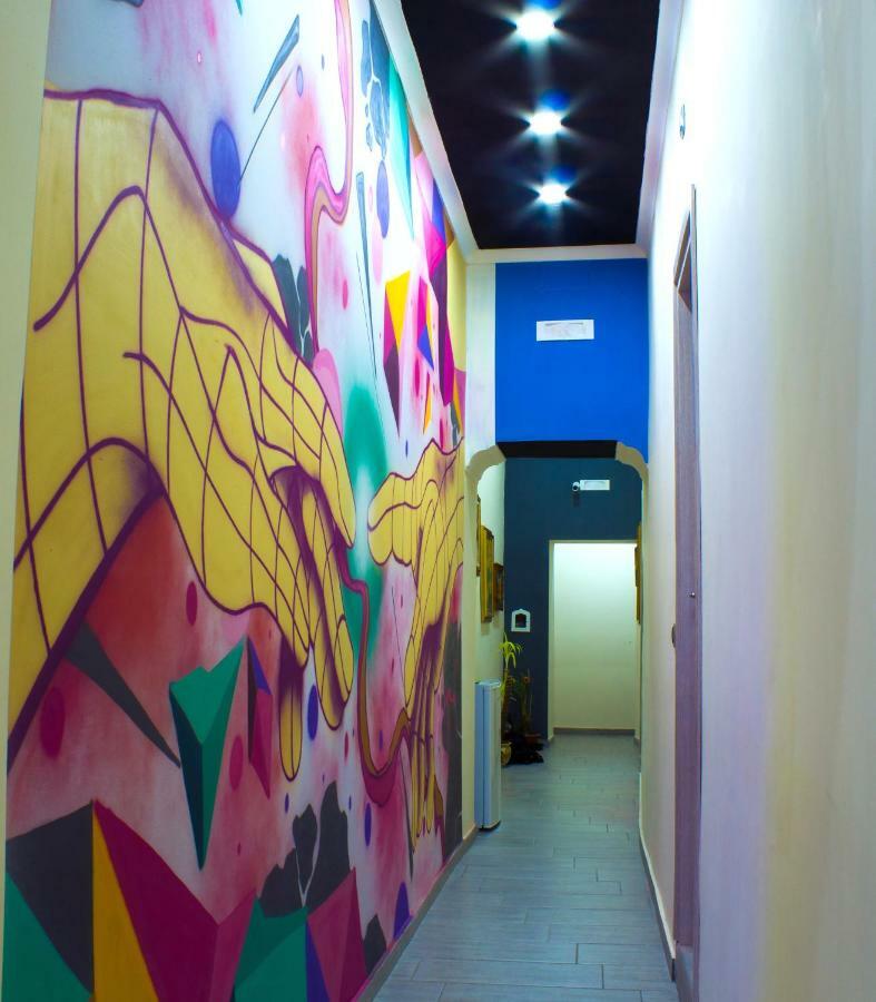 Holiday Naples Art Rooms Екстер'єр фото